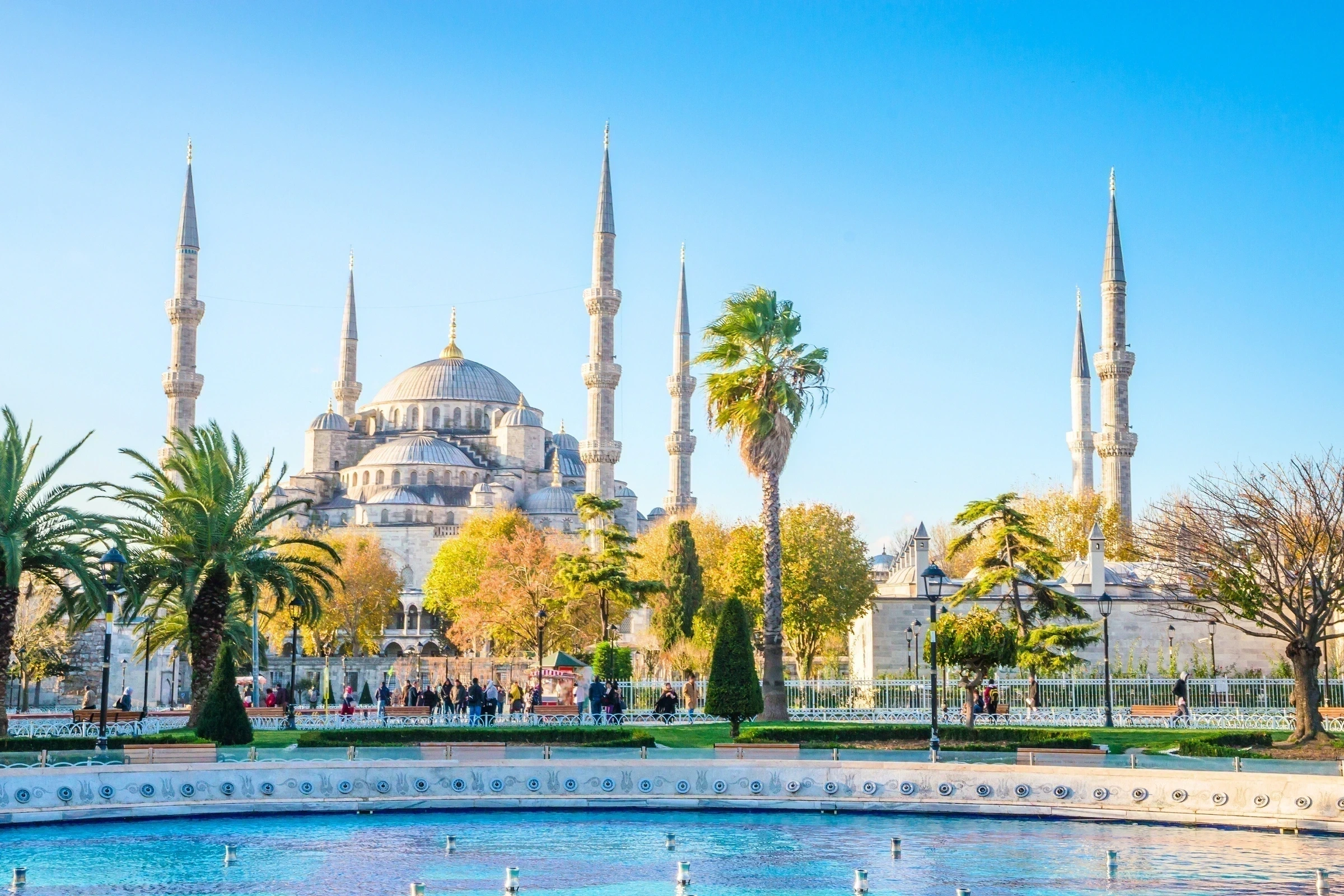 11-Night Mediterranean Icons: Istanbul, Santorini, Mykonos & Rome – Fly, Stay & Cruise 2026